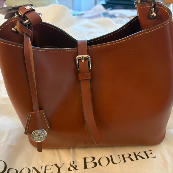 Dooney and Bourke Alto Small Lauretta bag NWOT Made in Italy - Picture 1 of 11